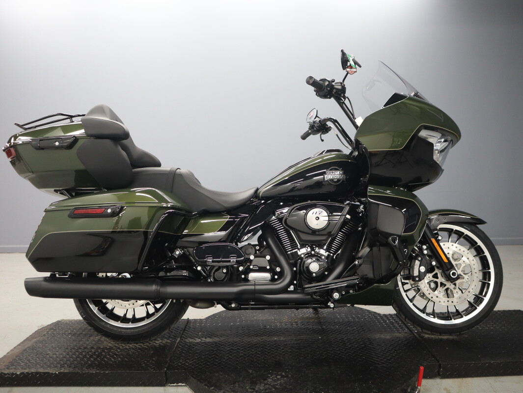 2026 Harley-Davidson Road Glide Limited alt
