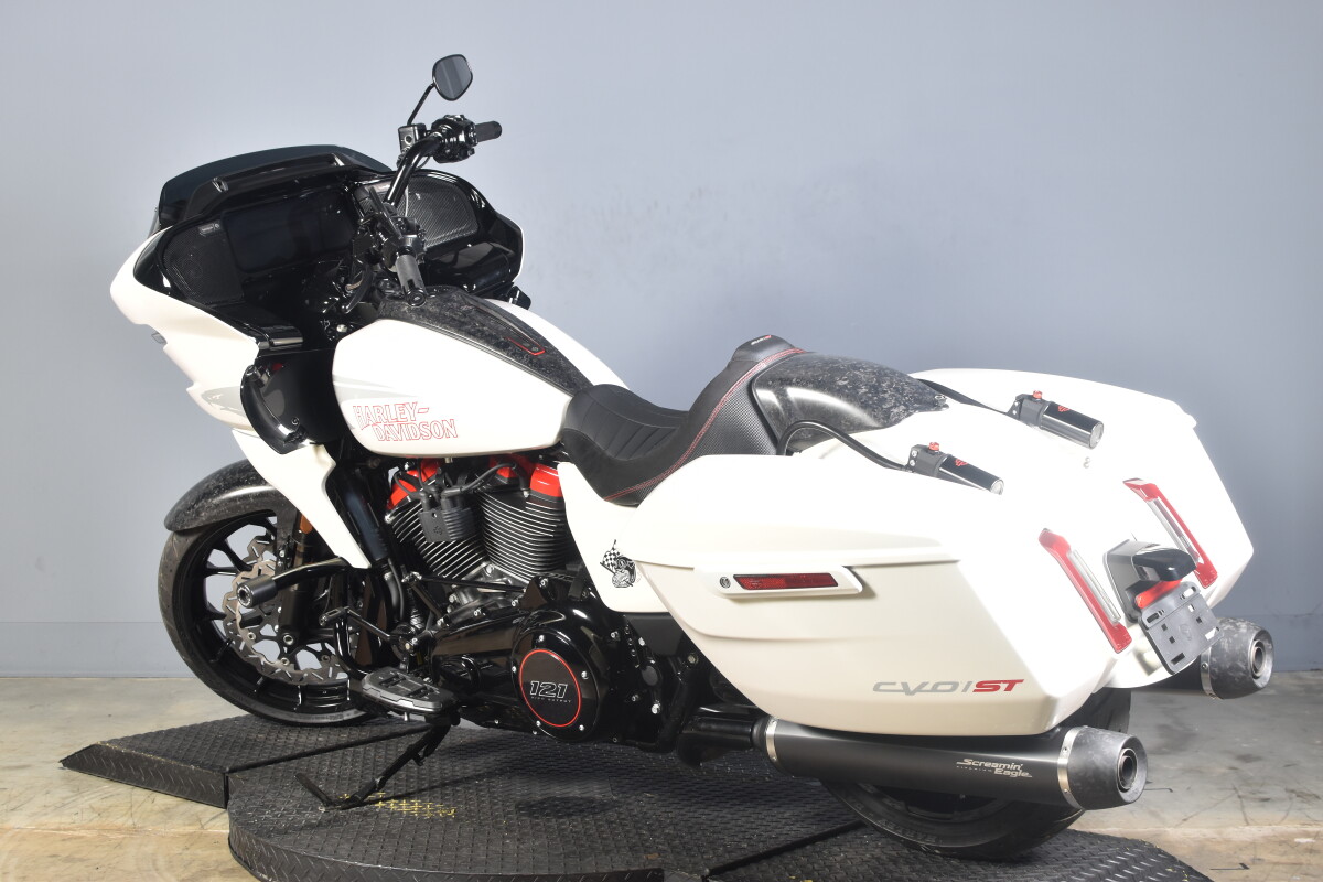 2024 Harley-Davidson CVO Road Glide ST