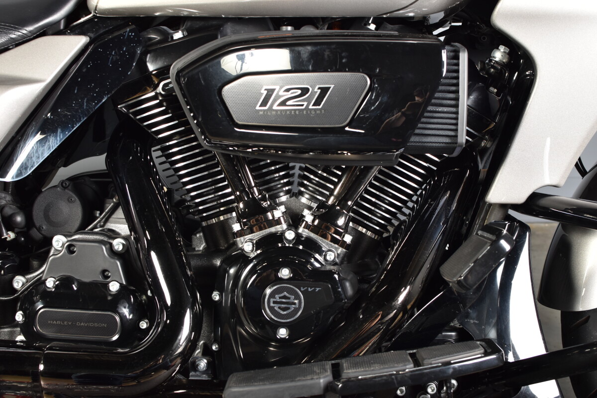 2023 Harley-Davidson CVO Road Glide