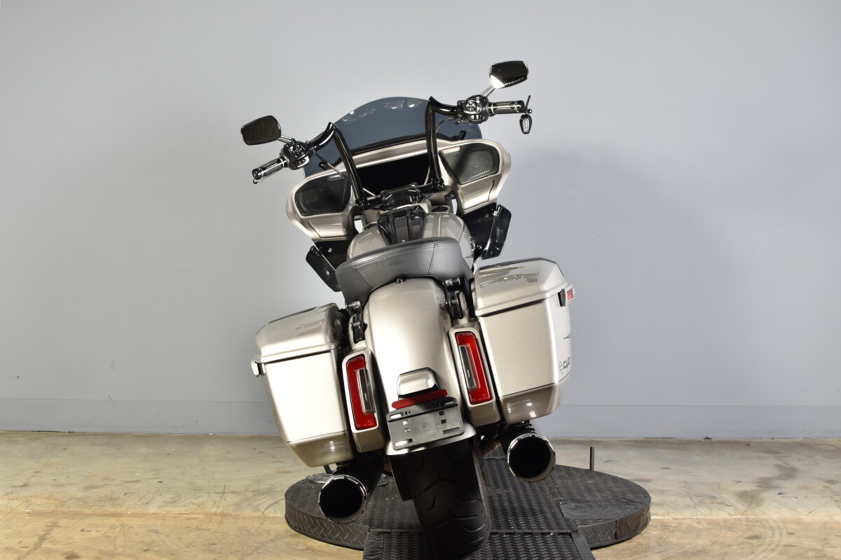 2023 Harley-Davidson CVO Road Glide