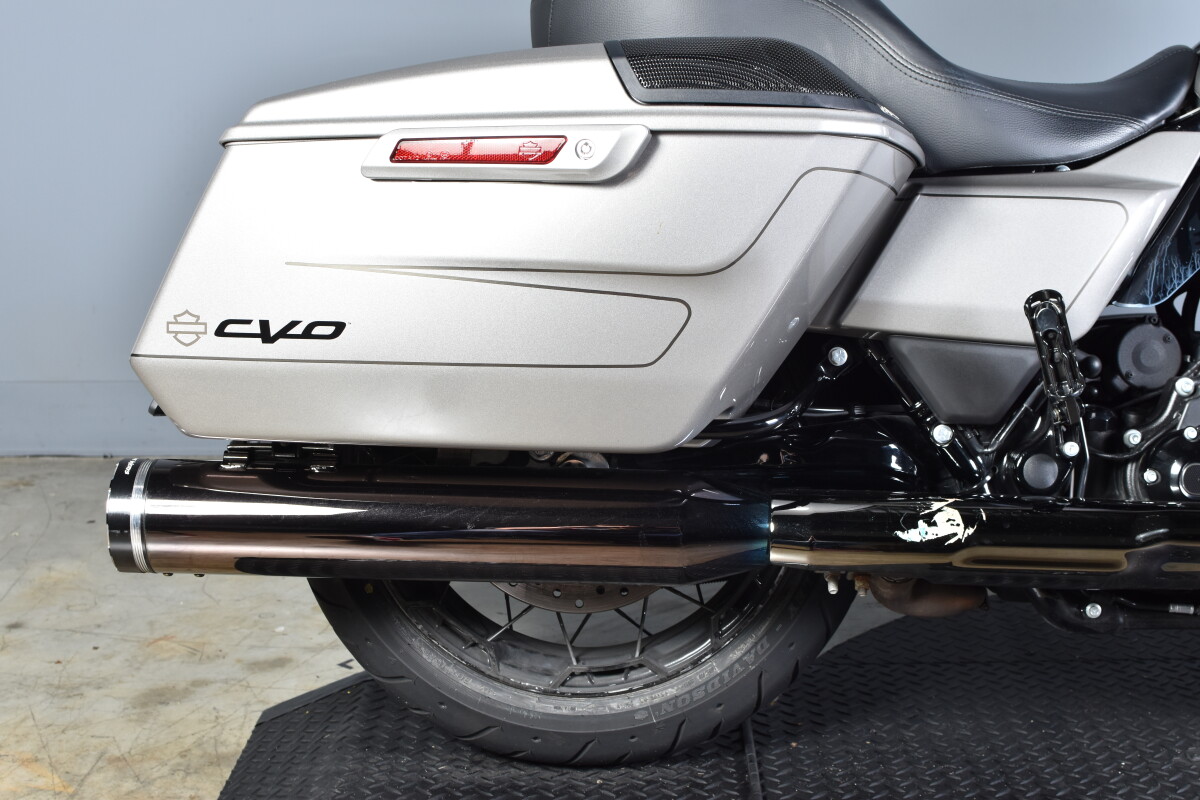 2023 Harley-Davidson CVO Road Glide