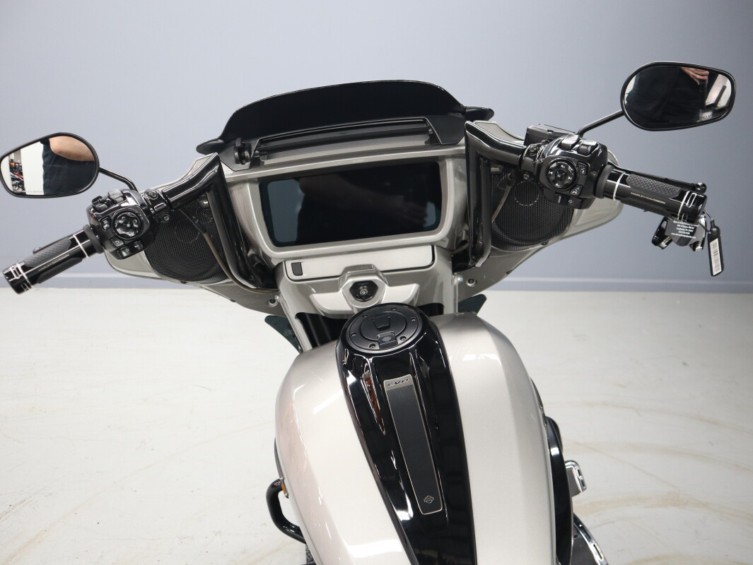2023 Harley-Davidson CVO Street Glide
