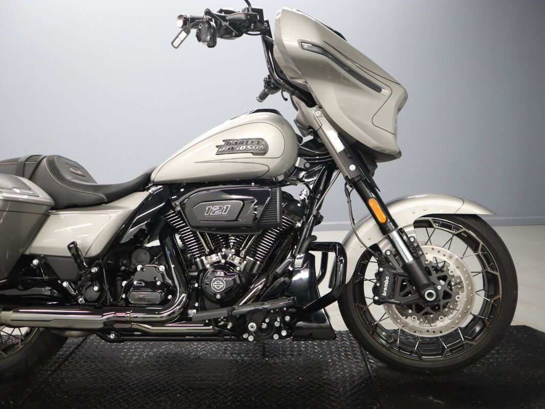 2023 Harley-Davidson CVO Street Glide