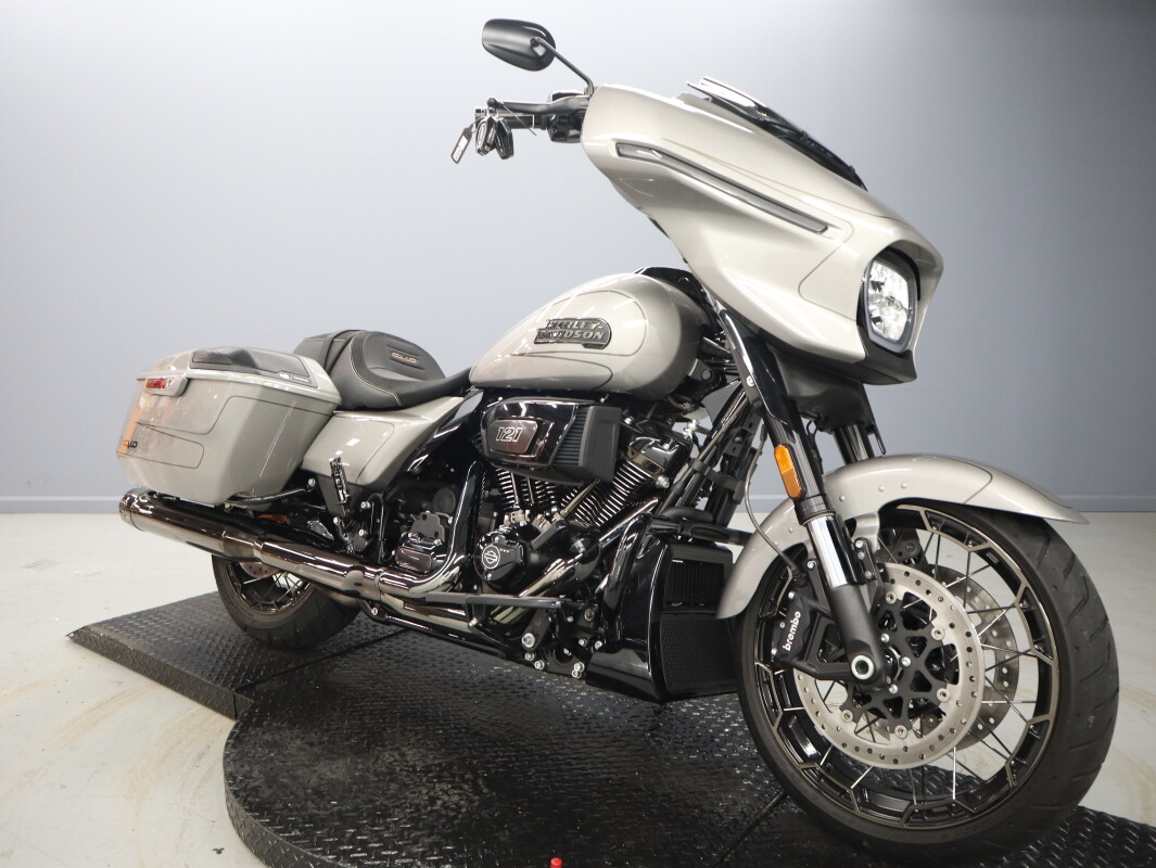 2023 Harley-Davidson CVO Street Glide