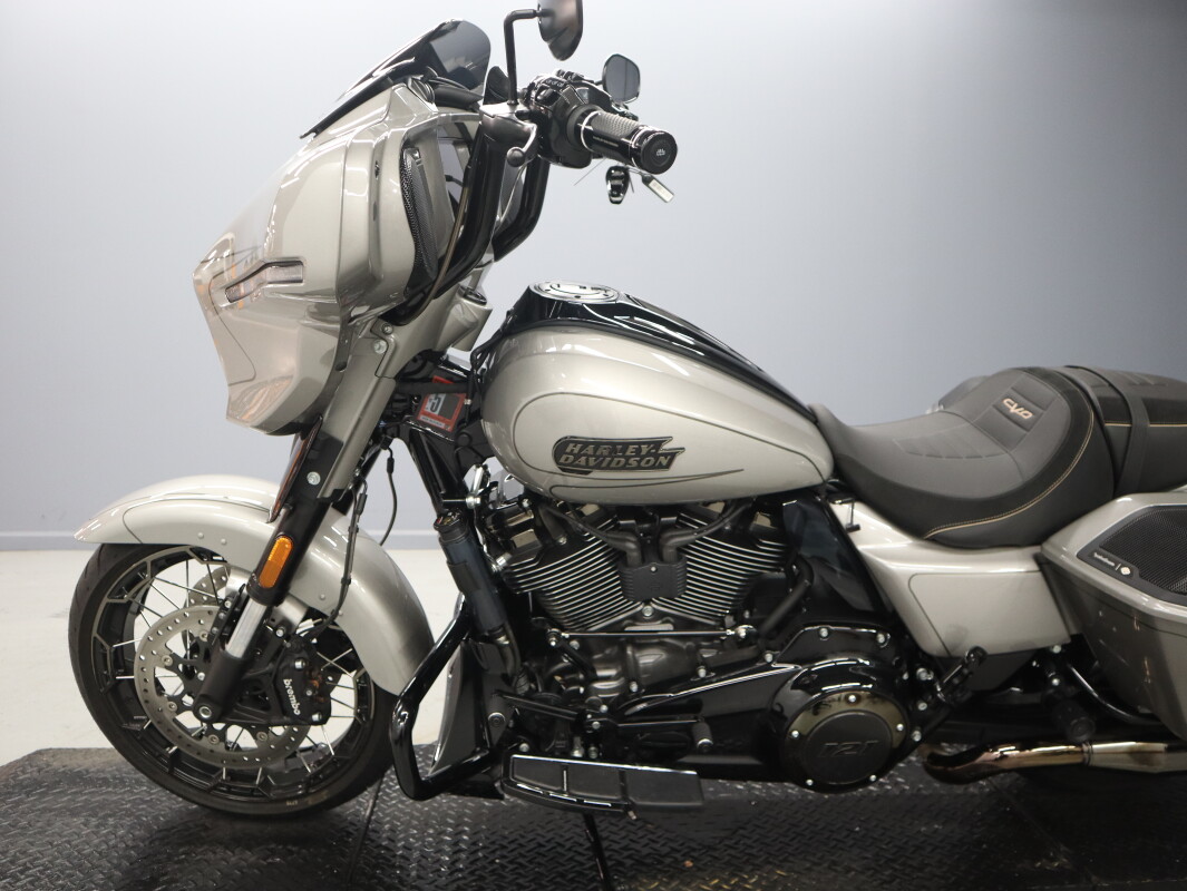 2023 Harley-Davidson CVO Street Glide