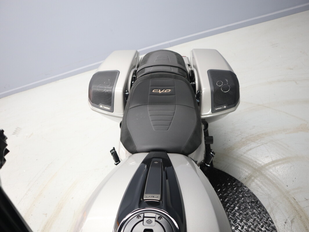 2023 Harley-Davidson CVO Street Glide