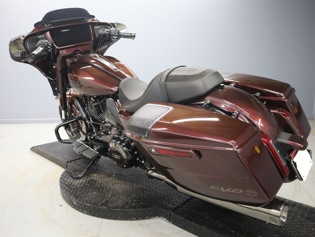 2024 Harley-Davidson CVO Street Glide
