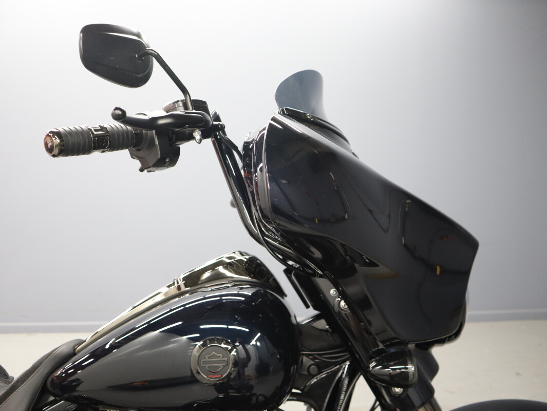2022 Harley-Davidson CVO Street Glide