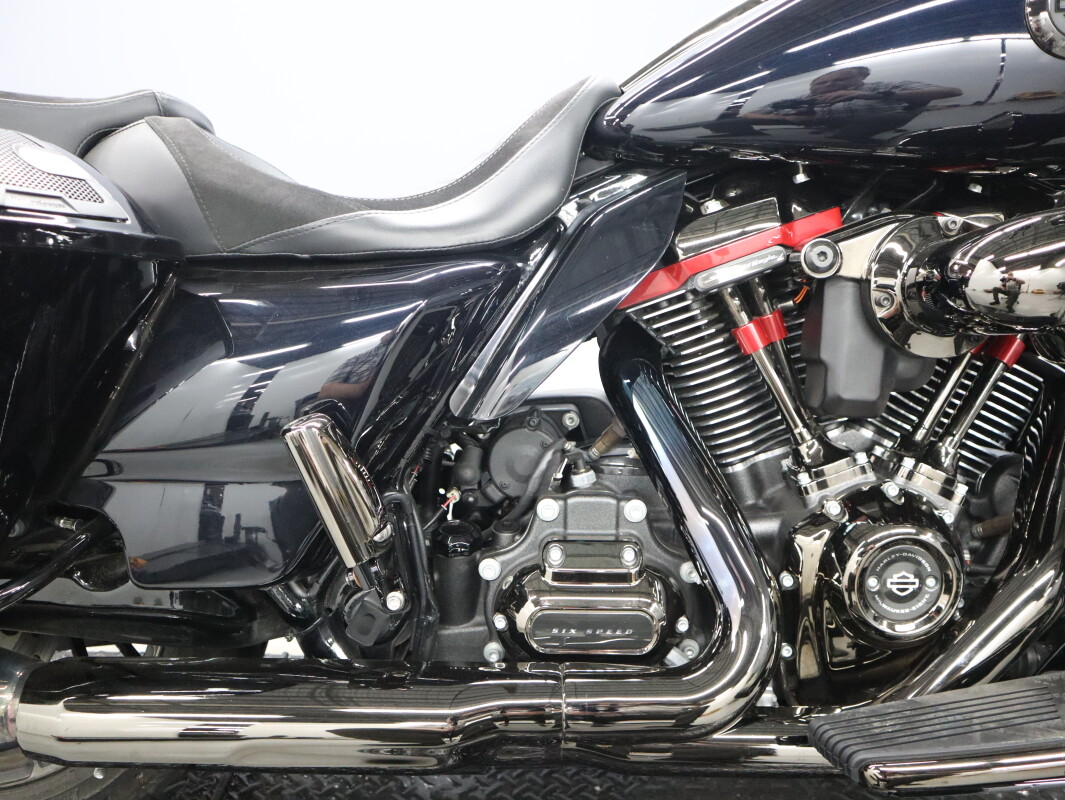 2022 Harley-Davidson CVO Street Glide