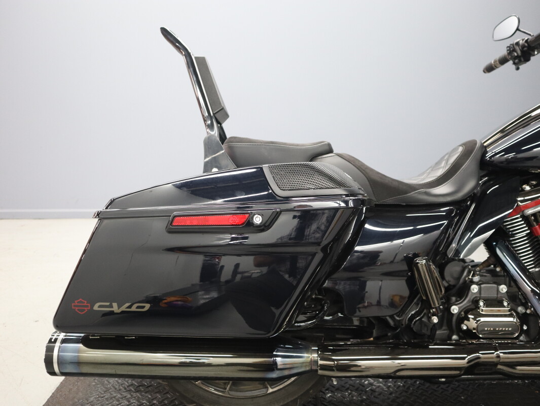 2022 Harley-Davidson CVO Street Glide