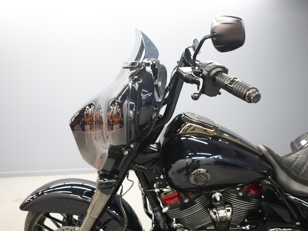2022 Harley-Davidson CVO Street Glide