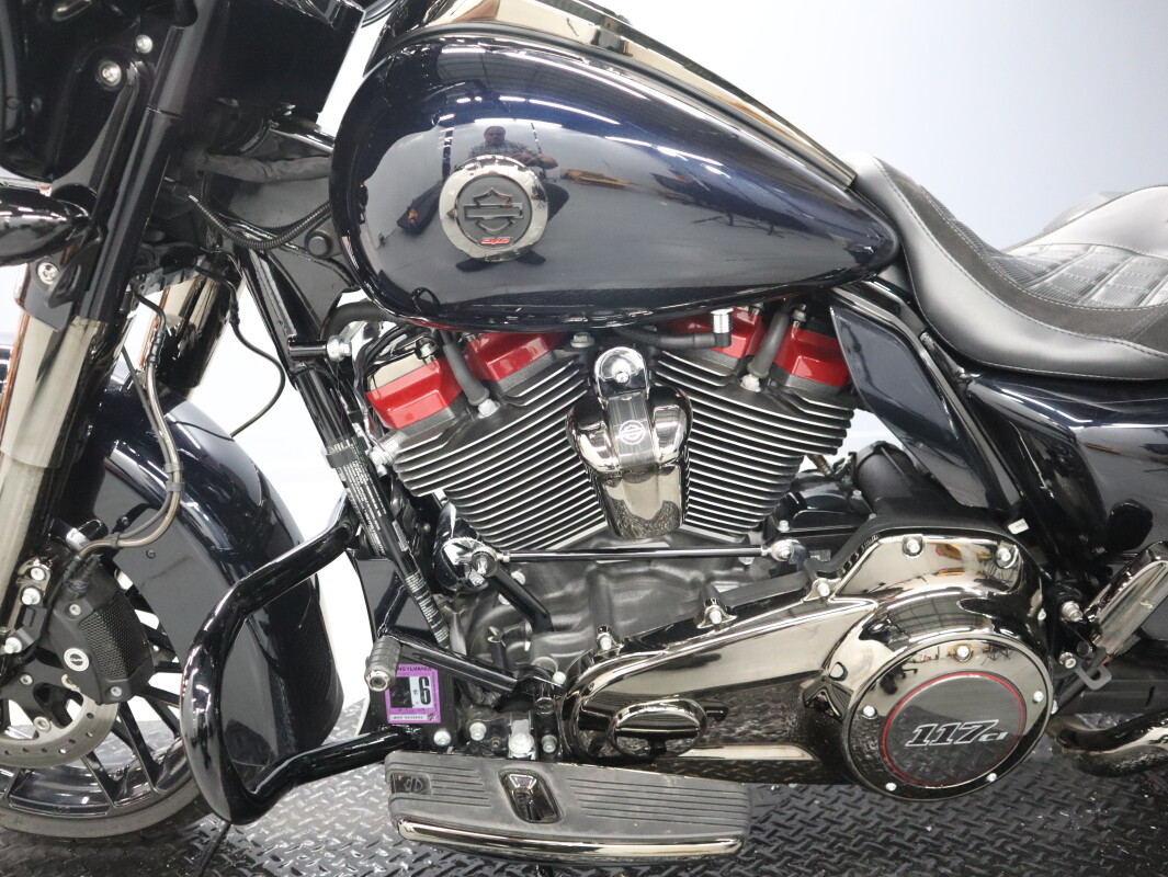2022 Harley-Davidson CVO Street Glide