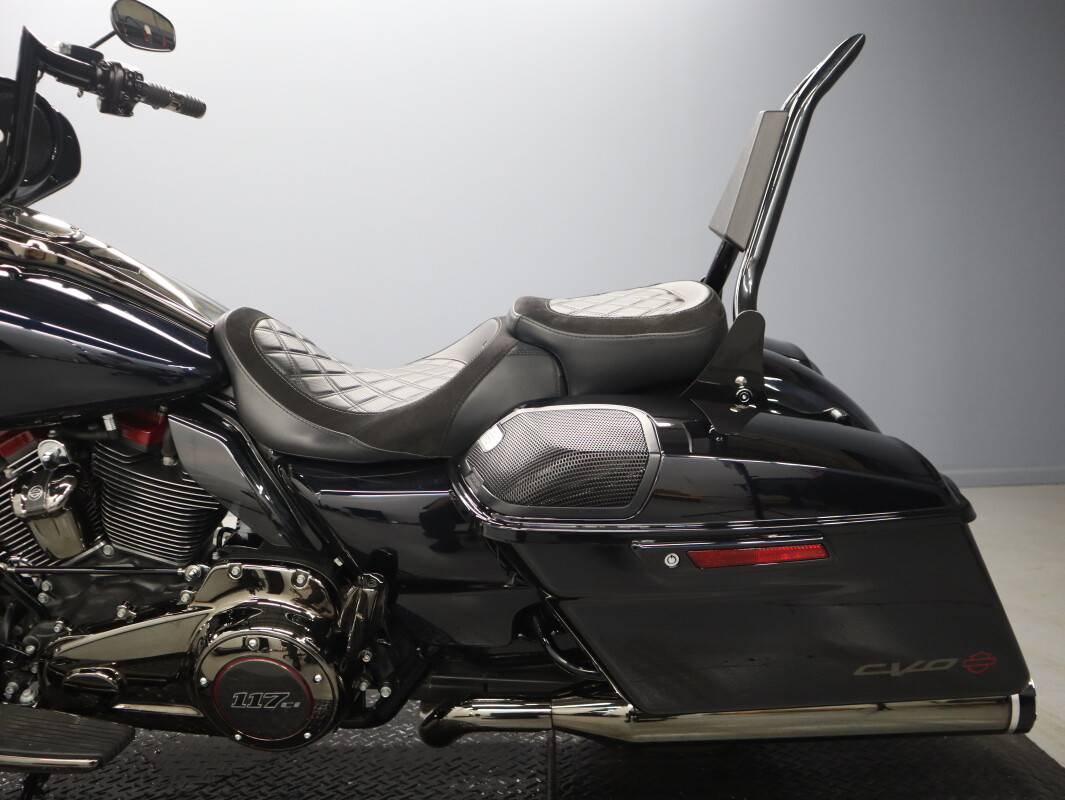 2022 Harley-Davidson CVO Street Glide