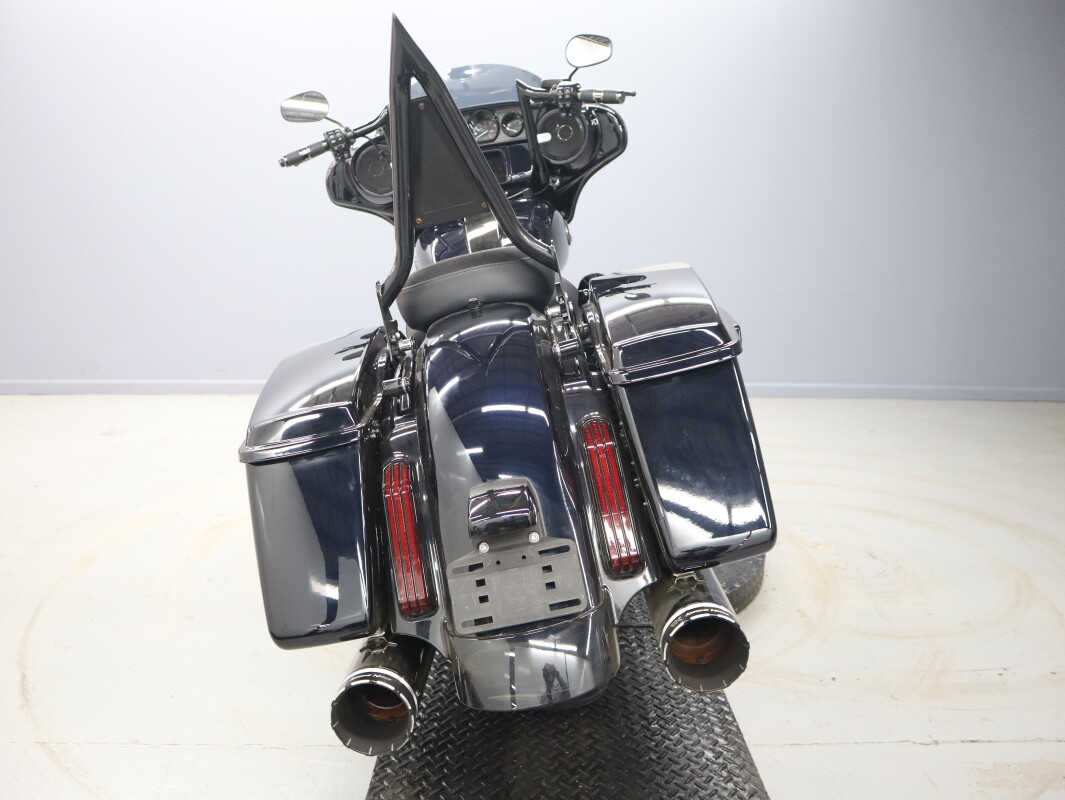 2022 Harley-Davidson CVO Street Glide
