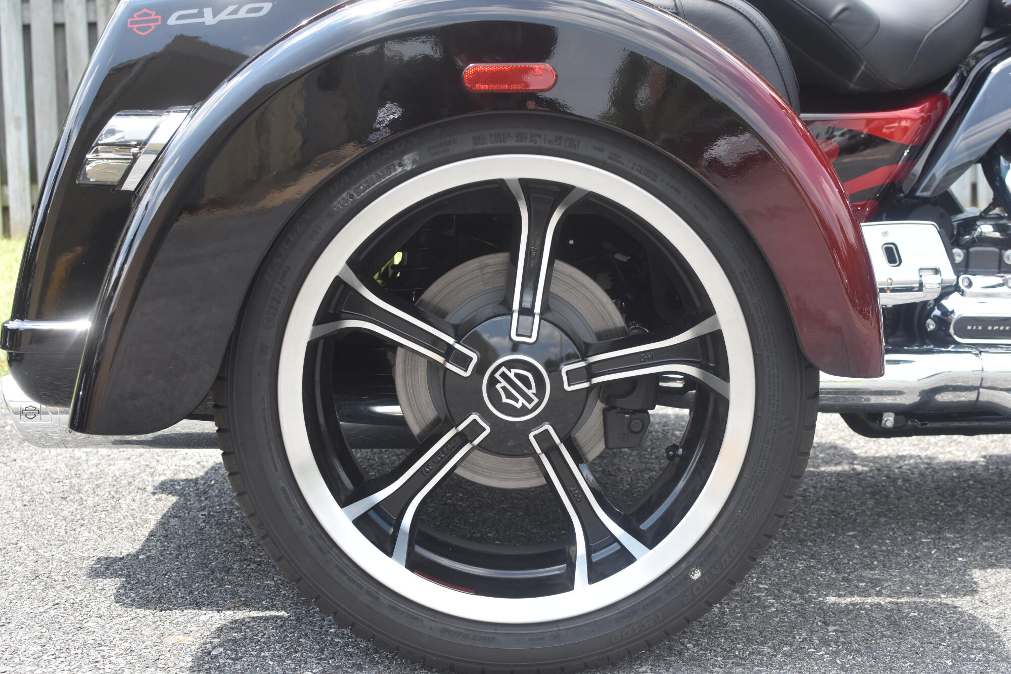 2022 Harley-Davidson CVO Tri Glide